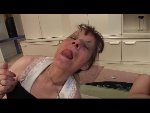 ❤️ Tvær ömmur og einn afi eiga þríeyki ☑ Gæðaklám hjá okkur is.porngipfy.ru ❌